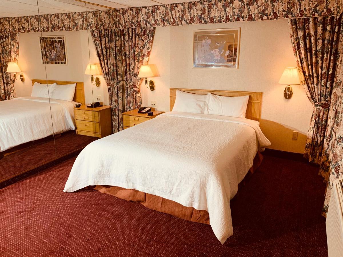Coliseum Inn & Suites - Garden City Long Island East Meadow 외부 사진